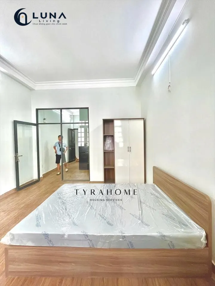 CĂN HỘ DỊCH VỤ FULL NỘI THẤT MÁY GIẶT RIÊNG CÓ BAN CÔNG