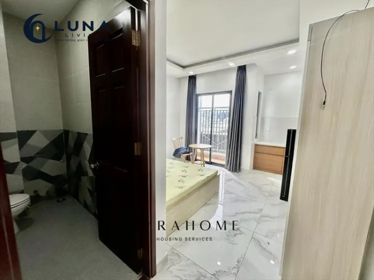 PHÒNG FULL NỘI THẤT CÓ BAN CÔNG