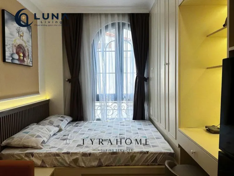 CĂN HỘ DỊCH VỤ FULL NỘI THẤT MÁY GIẶT RIÊNG CÓ CỬA SỔ