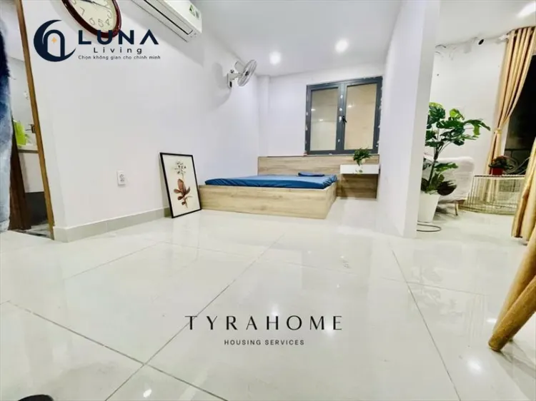 CĂN HỘ DỊCH VỤ FULL NỘI THẤT MÁY GIẶT RIÊNG CÓ BAN CÔNG