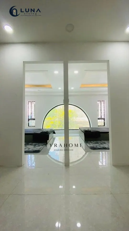 CĂN HỘ DỊCH VỤ FULL NỘI THẤT CÓ CỬA SỔ