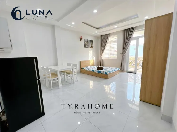 CĂN HỘ DỊCH VỤ FULL NỘI THẤT CÓ BAN CÔNG