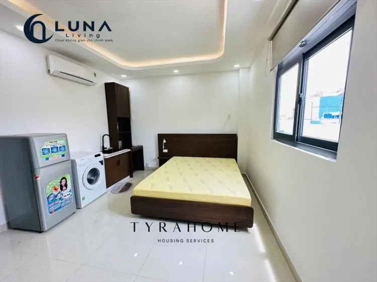 PHÒNG FULL NỘI THẤT MÁY GIẶT RIÊNG CÓ CỬA SỔ