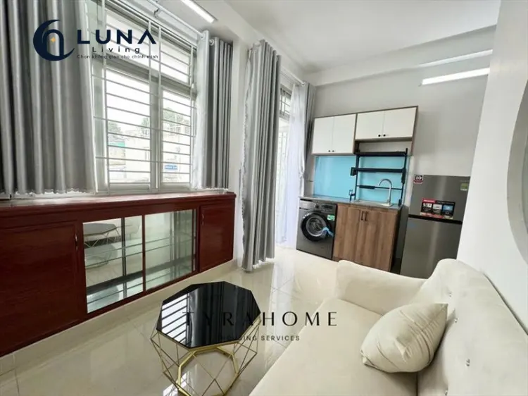 CĂN HỘ DỊCH VỤ FULL NỘI THẤT MÁY GIẶT RIÊNG CÓ BAN CÔNG