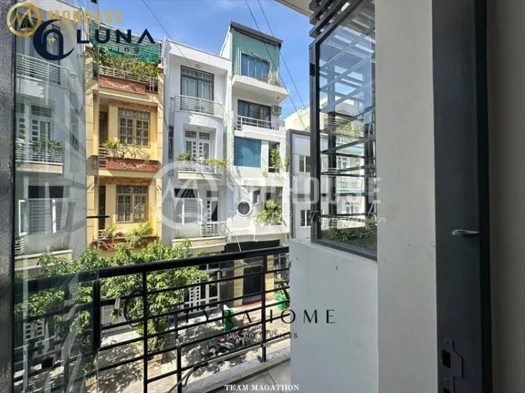 PHÒNG FULL NỘI THẤT CÓ BAN CÔNG