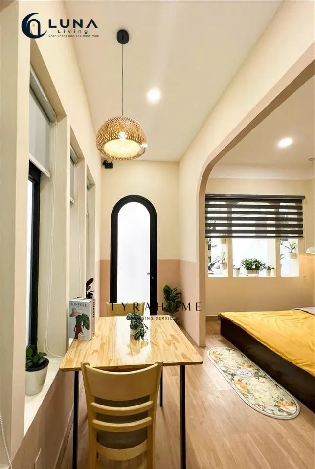 PHÒNG FULL NỘI THẤT CÓ CỬA SỔ