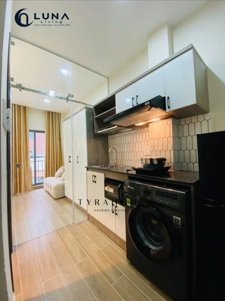 CĂN HỘ DỊCH VỤ FULL NỘI THẤT MÁY GIẶT RIÊNG CÓ CỬA SỔ