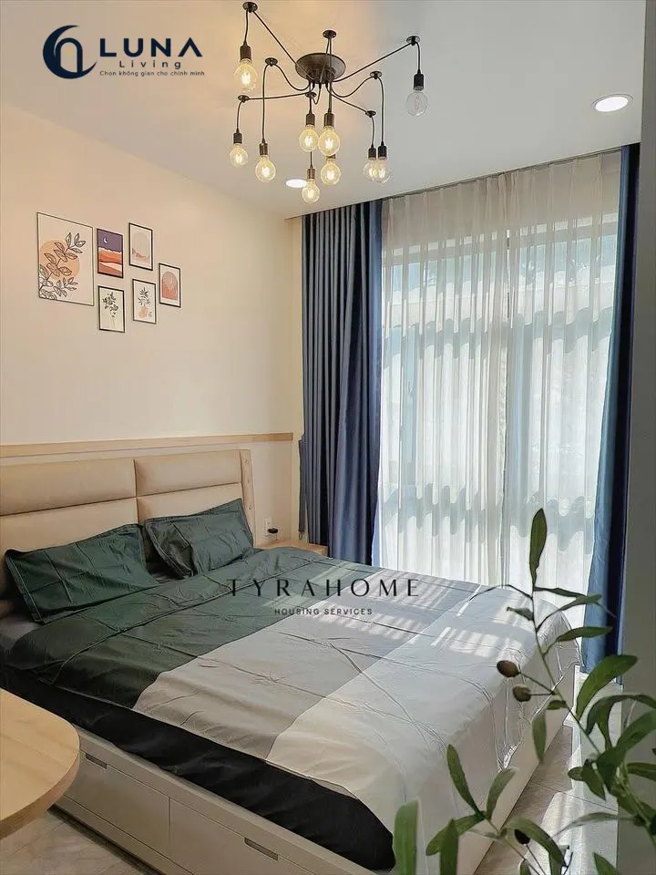 CĂN HỘ DỊCH VỤ FULL NỘI THẤT CÓ BAN CÔNG