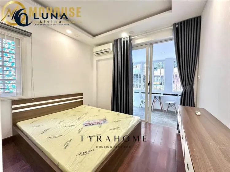 PHÒNG FULL NỘI THẤT MÁY GIẶT RIÊNG CÓ CỬA SỔ