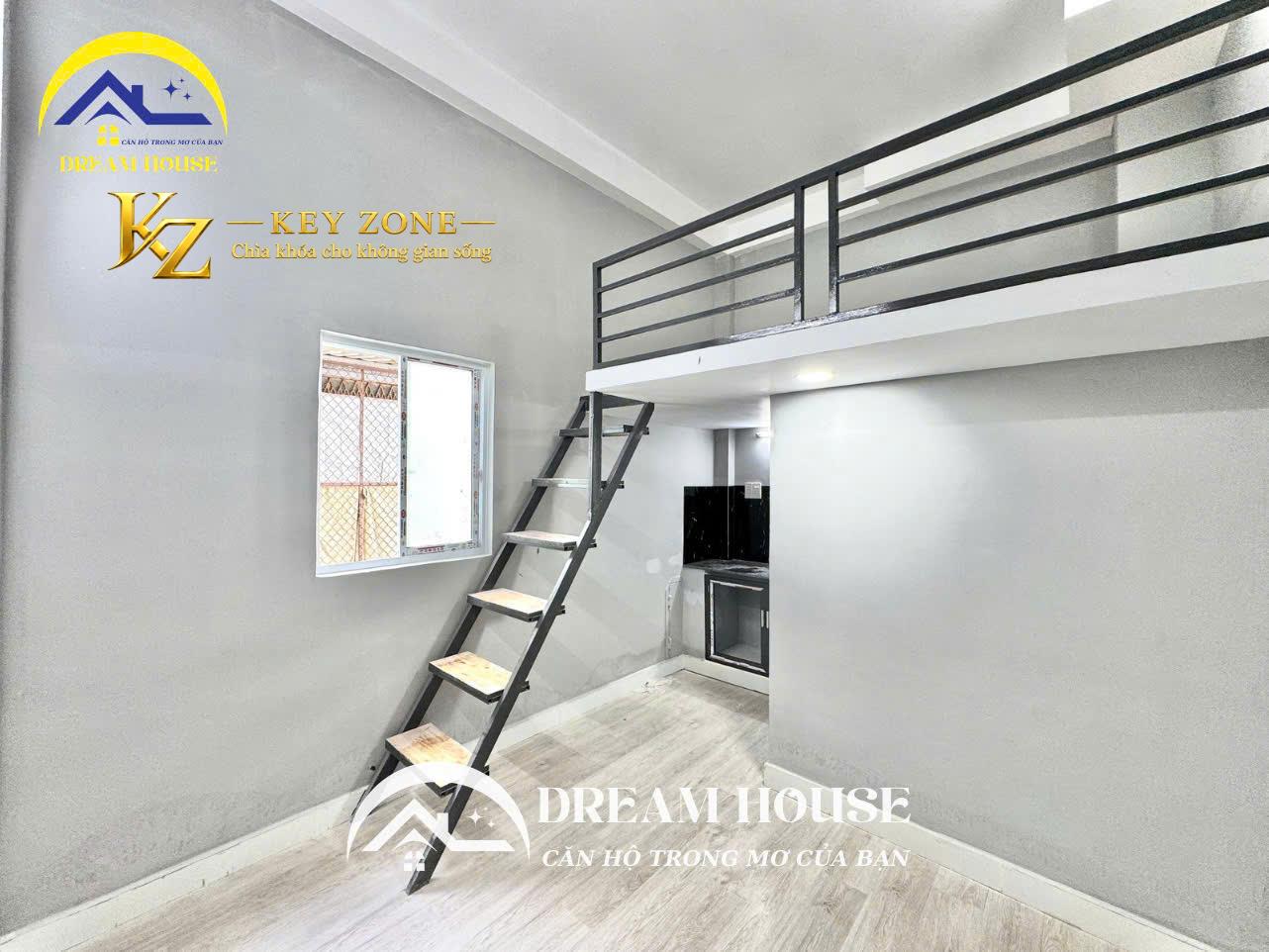 DUPLEX CỬA SỔ TRỜI NGAY HUIT