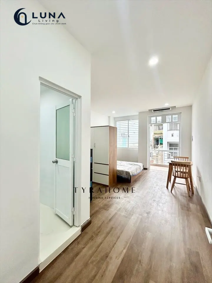 PHÒNG FULL NỘI THẤT CÓ BAN CÔNG