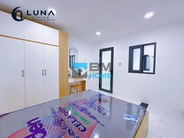 PHÒNG FULL NỘI THẤT MÁY GIẶT RIÊNG CÓ CỬA SỔ