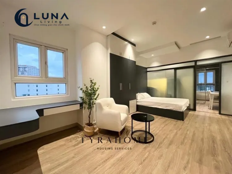 CĂN HỘ DỊCH VỤ FULL NỘI THẤT CÓ BAN CÔNG
