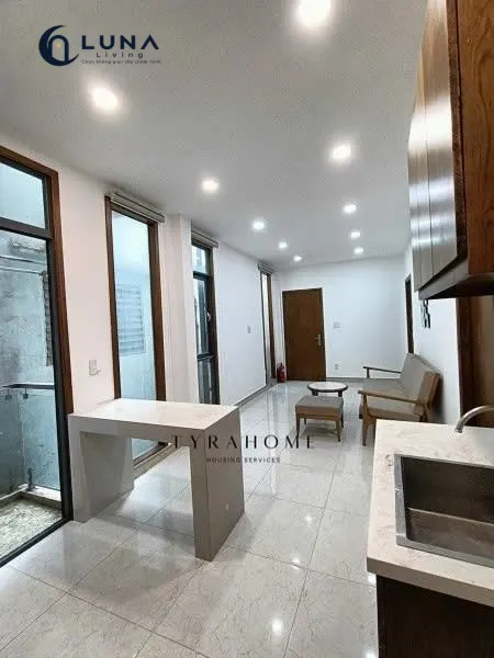 CĂN HỘ DỊCH VỤ FULL NỘI THẤT MÁY GIẶT RIÊNG CÓ CỬA SỔ
