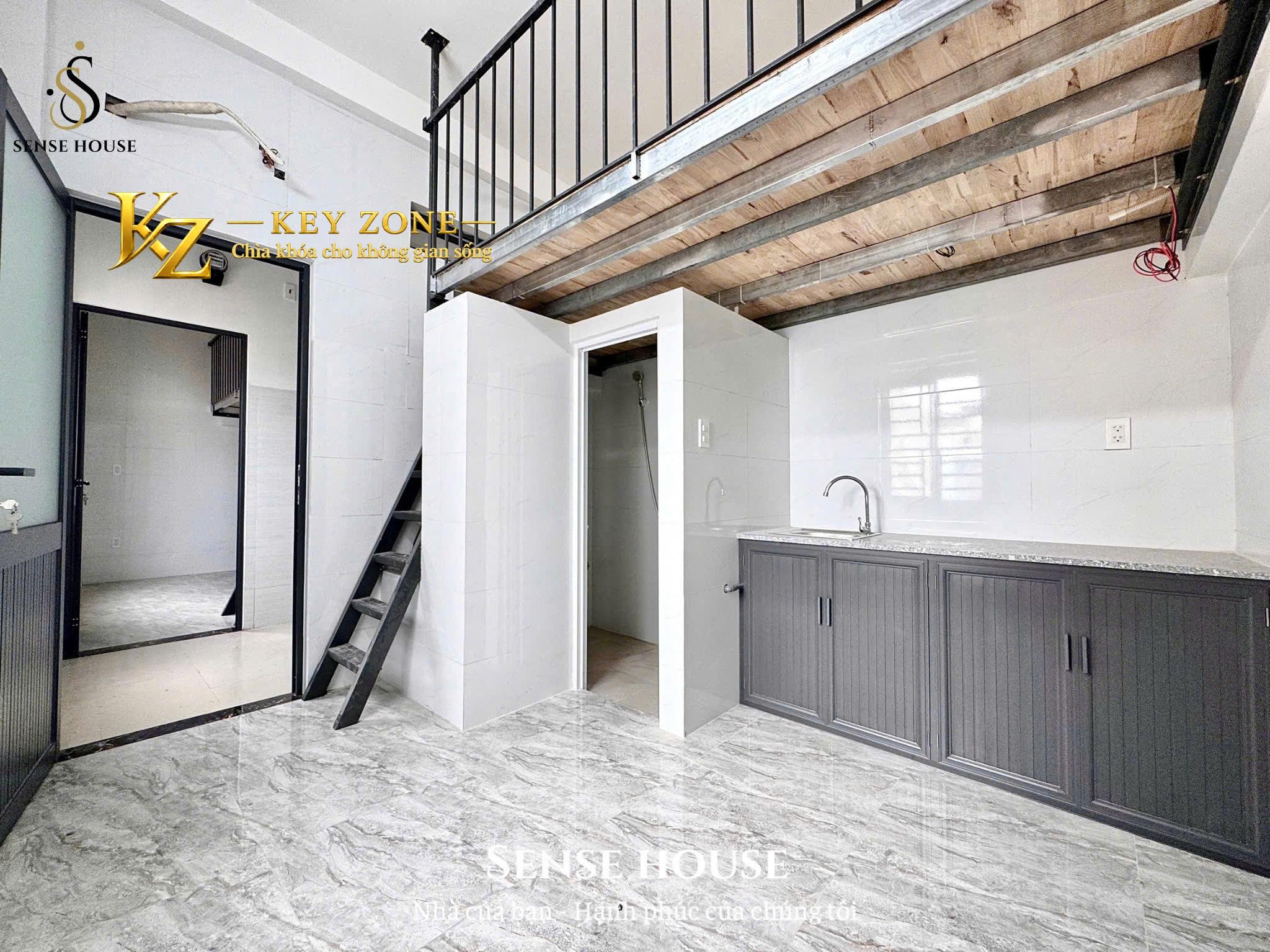 DUPLEX CỬA SỔ TRỜI NGAY HUIT