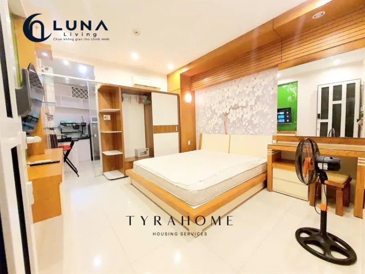 PHÒNG FULL NỘI THẤT CÓ CỬA SỔ