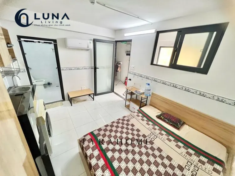 PHÒNG FULL NỘI THẤT MÁY GIẶT RIÊNG CÓ CỬA SỔ