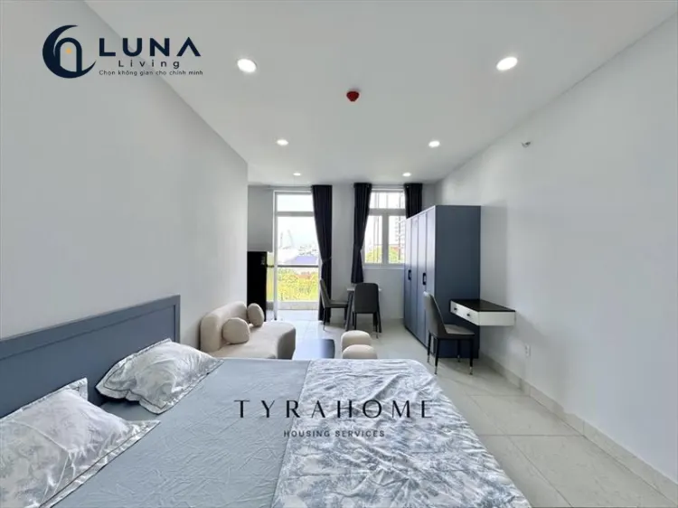 CĂN HỘ DỊCH VỤ FULL NỘI THẤT CÓ BAN CÔNG
