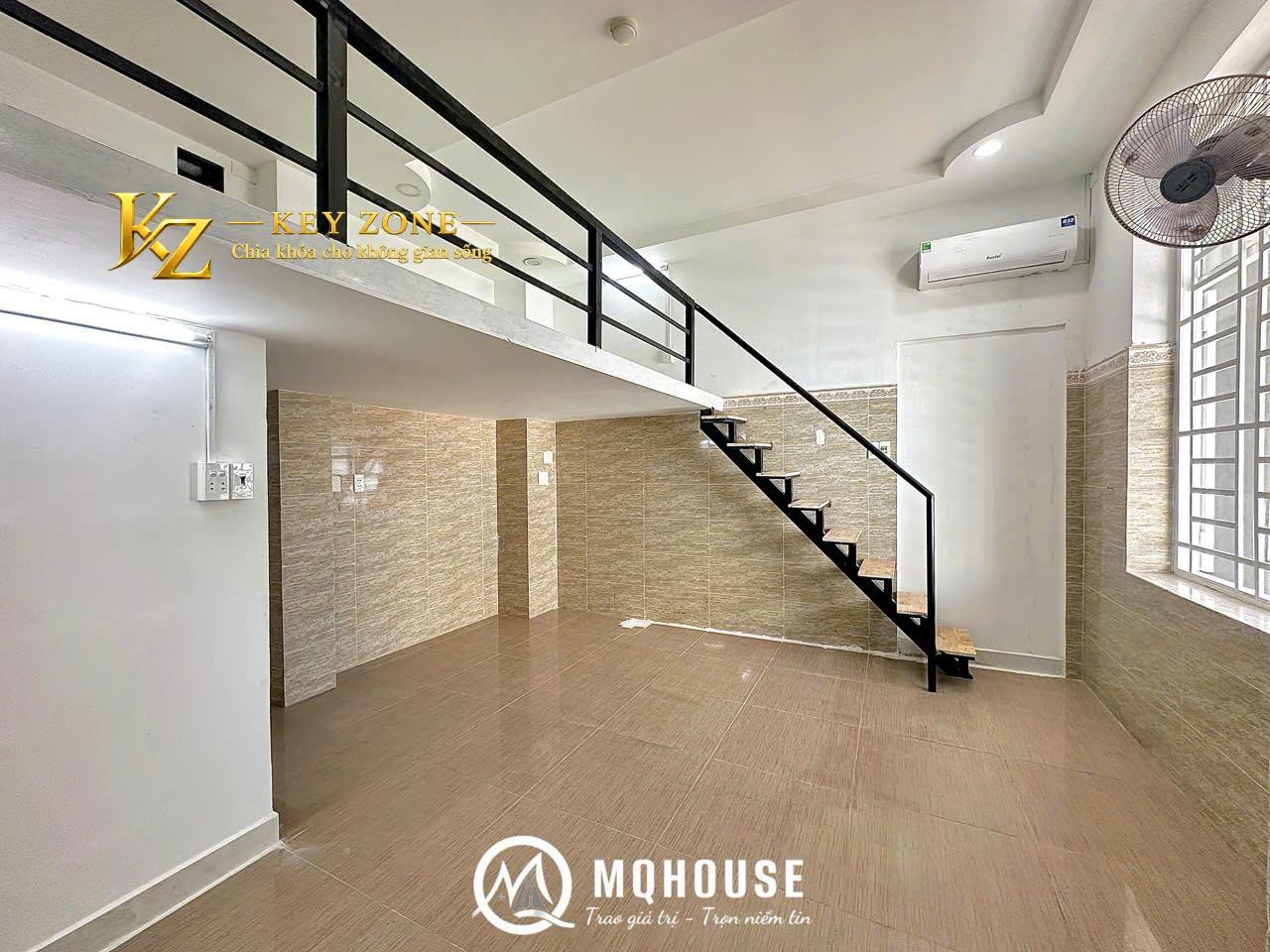 DUPLEX MỚI XÂY NGAY VHU