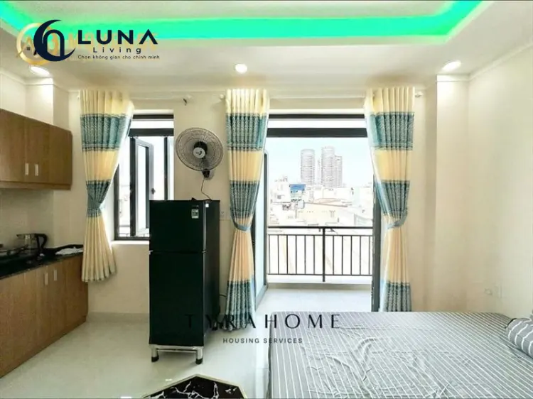PHÒNG FULL NỘI THẤT CÓ BAN CÔNG