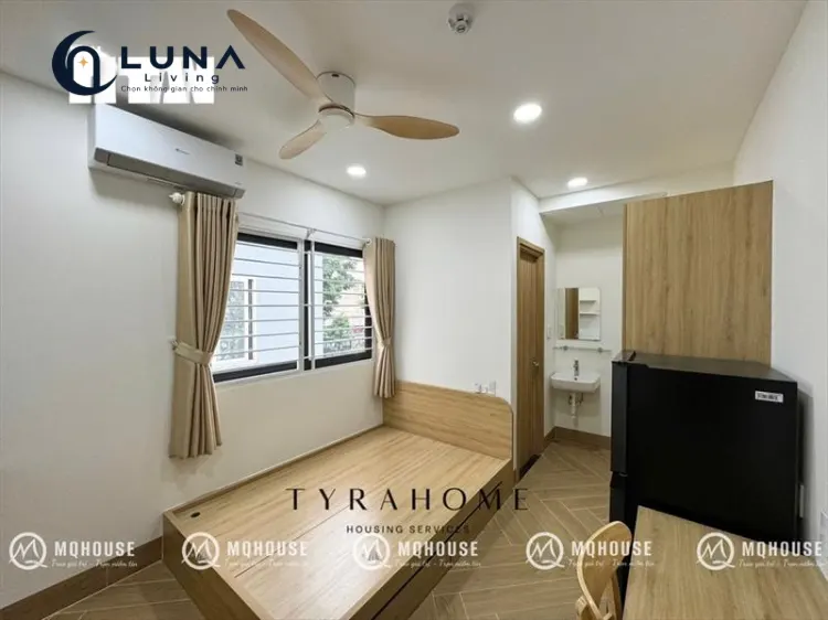 PHÒNG FULL NỘI THẤT CÓ CỬA SỔ