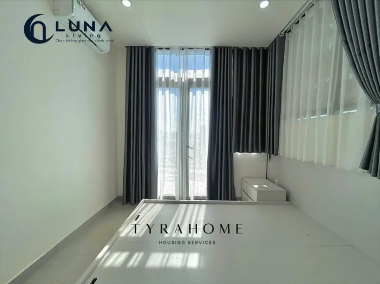 CĂN HỘ DỊCH VỤ FULL NỘI THẤT MÁY GIẶT RIÊNG CÓ BAN CÔNG