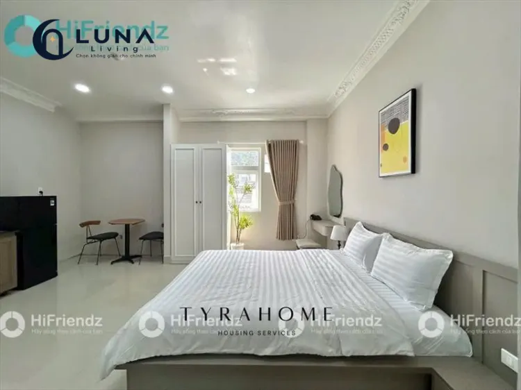 CĂN HỘ DỊCH VỤ FULL NỘI THẤT CÓ CỬA SỔ