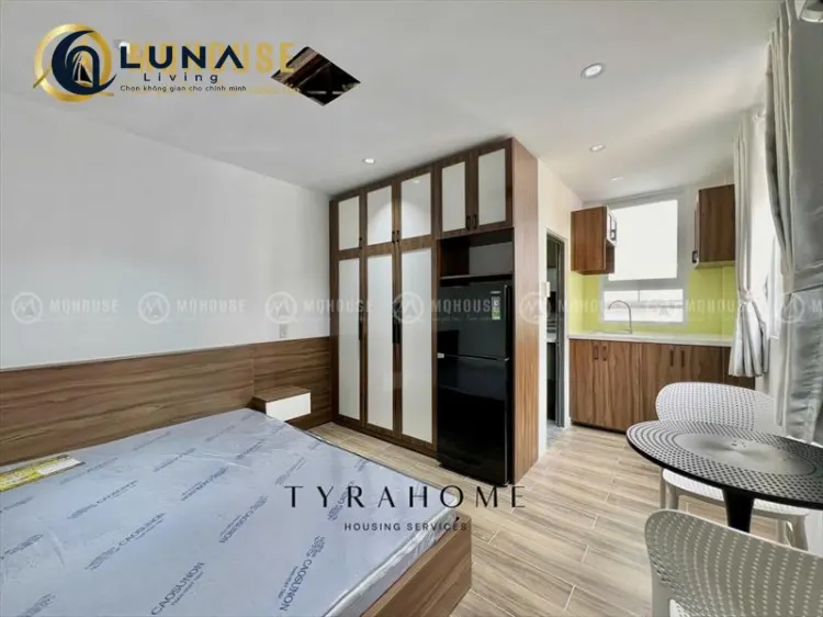 PHÒNG FULL NỘI THẤT CÓ CỬA SỔ