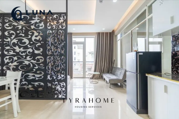 CĂN HỘ DỊCH VỤ FULL NỘI THẤT MÁY GIẶT RIÊNG CÓ BAN CÔNG