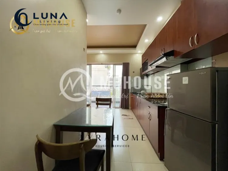 CĂN HỘ DỊCH VỤ FULL NỘI THẤT MÁY GIẶT RIÊNG CÓ BAN CÔNG