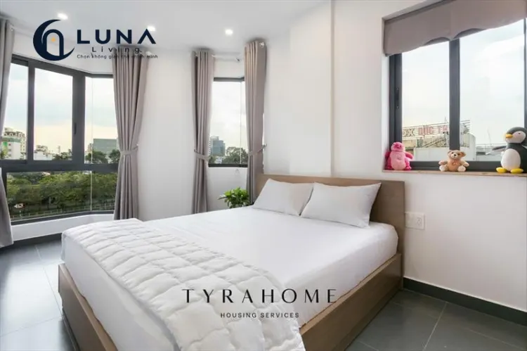 CĂN HỘ DỊCH VỤ FULL NỘI THẤT CÓ CỬA SỔ