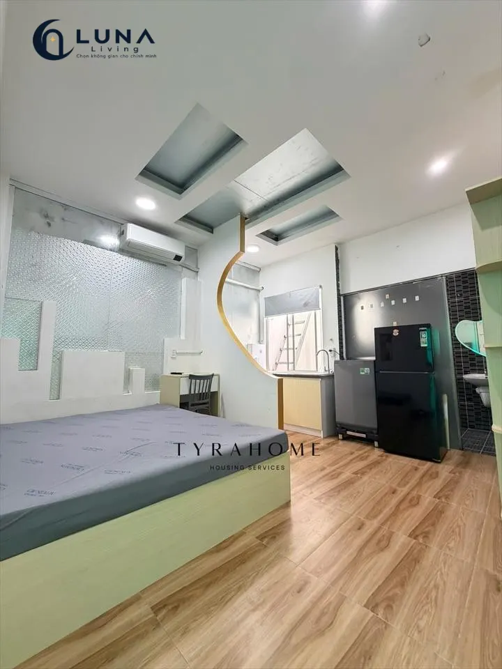 PHÒNG FULL NỘI THẤT MÁY GIẶT RIÊNG CÓ CỬA SỔ