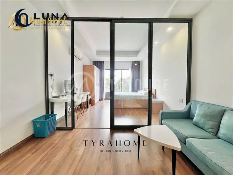 CĂN HỘ DỊCH VỤ FULL NỘI THẤT CÓ BAN CÔNG