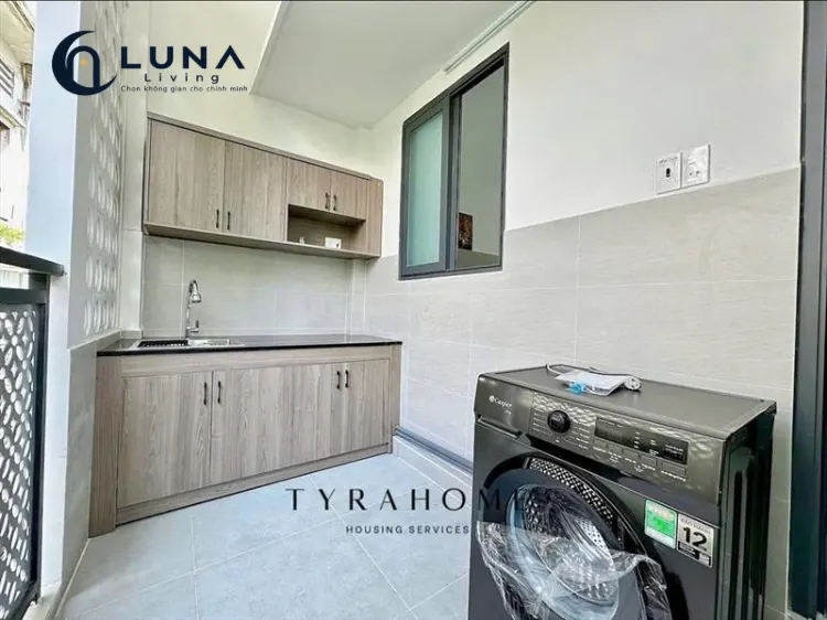 CĂN HỘ DỊCH VỤ FULL NỘI THẤT CÓ BAN CÔNG