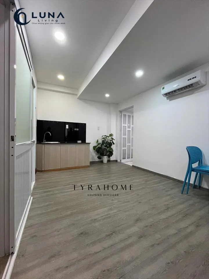 CĂN HỘ DỊCH VỤ FULL NỘI THẤT CÓ CỬA SỔ