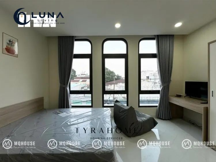 PHÒNG FULL NỘI THẤT CÓ CỬA SỔ