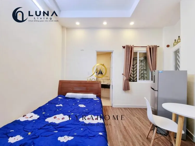 PHÒNG FULLY FURNISHED WITH WINDOW