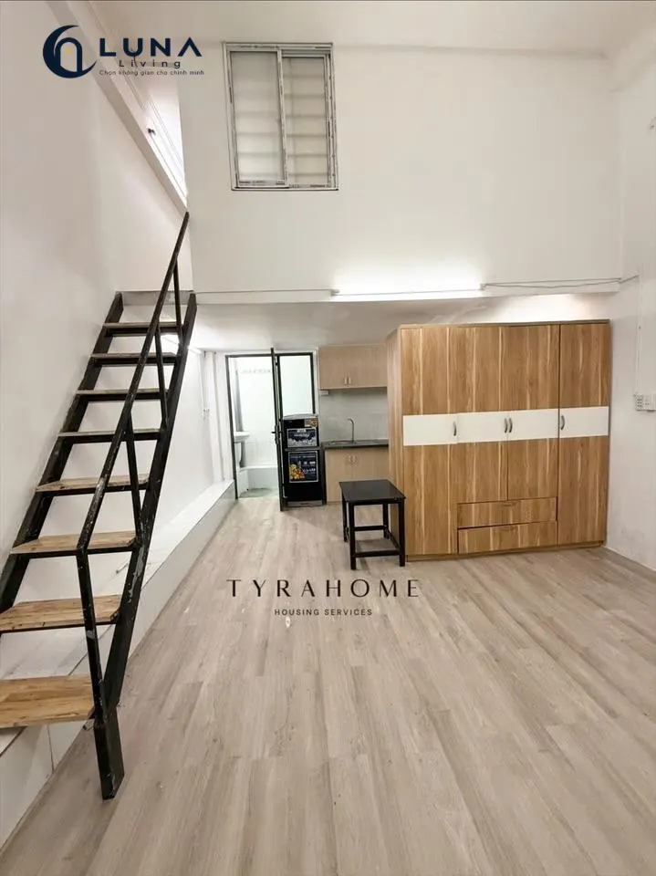 PHÒNG FULL NỘI THẤT MÁY GIẶT RIÊNG CÓ CỬA SỔ