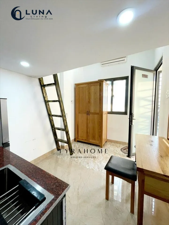 PHÒNG FULL NỘI THẤT CÓ CỬA SỔ