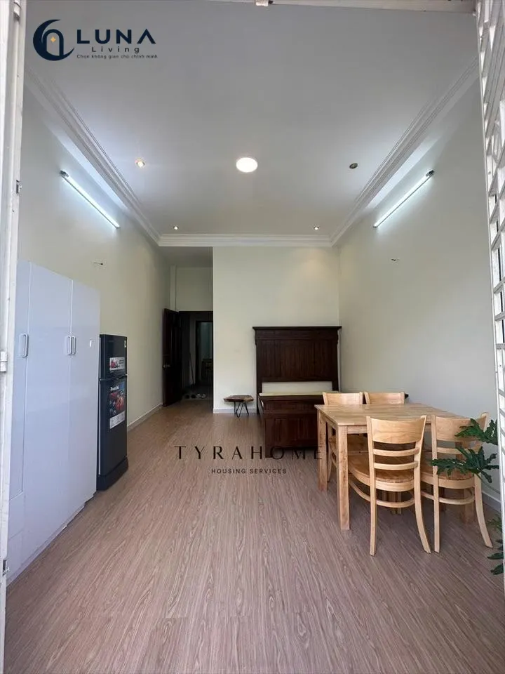 PHÒNG FULL NỘI THẤT CÓ BAN CÔNG
