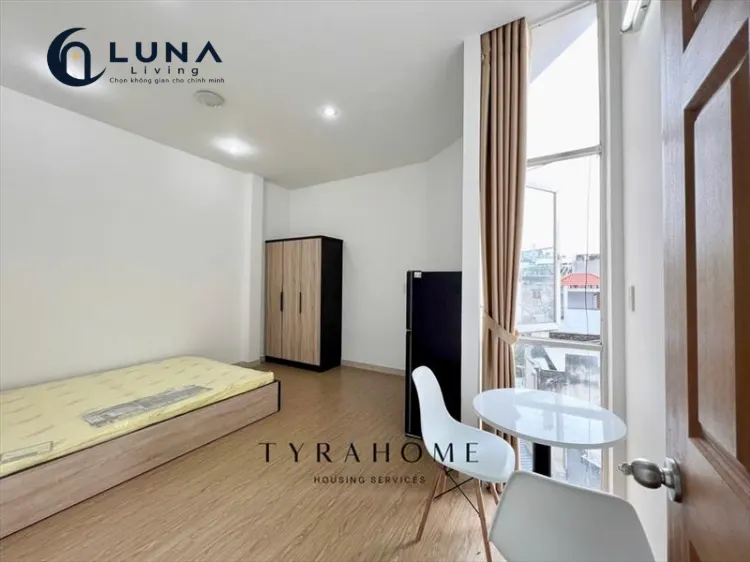 PHÒNG FULL NỘI THẤT CÓ CỬA SỔ
