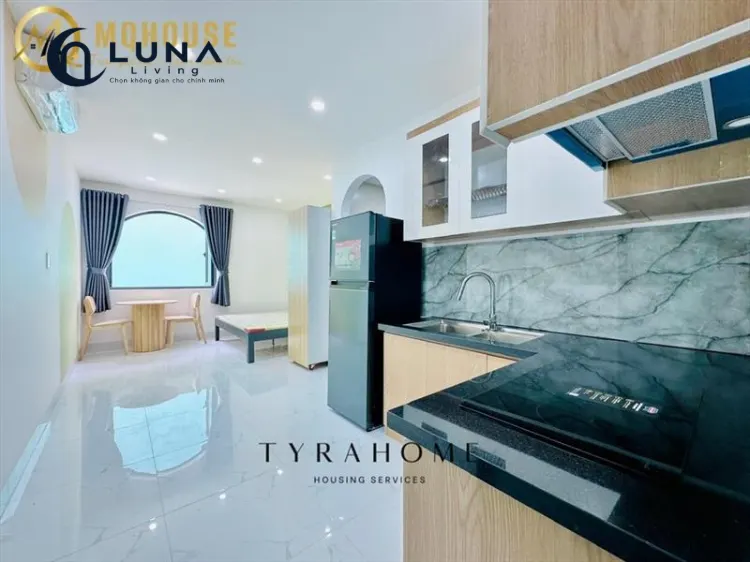PHÒNG FULL NỘI THẤT MÁY GIẶT RIÊNG CÓ CỬA SỔ