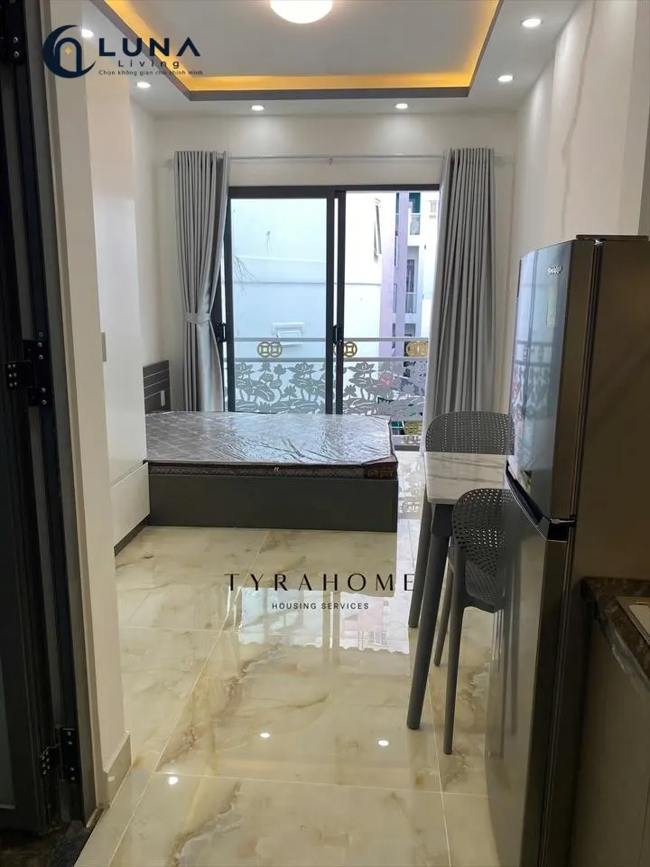 PHÒNG FULL NỘI THẤT CÓ BAN CÔNG