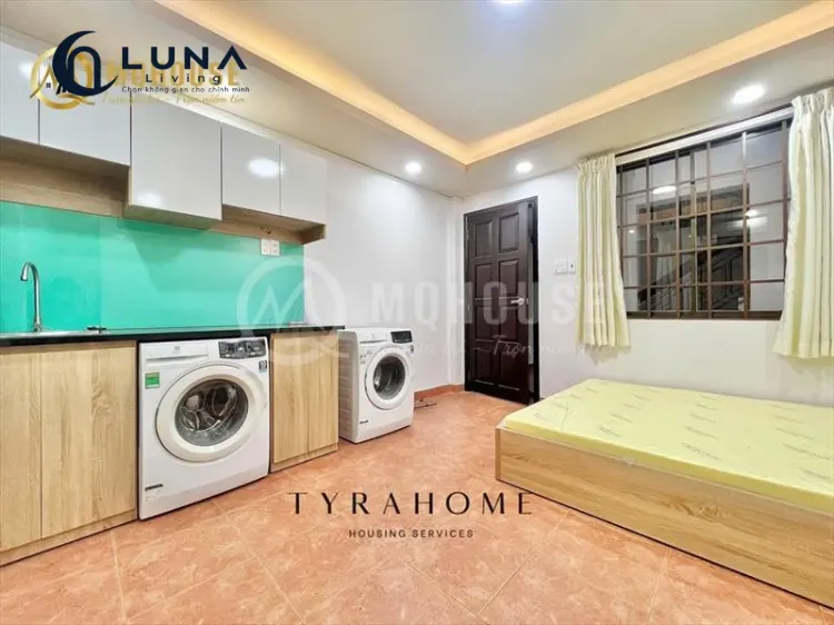PHÒNG FULL NỘI THẤT MÁY GIẶT RIÊNG CÓ CỬA SỔ