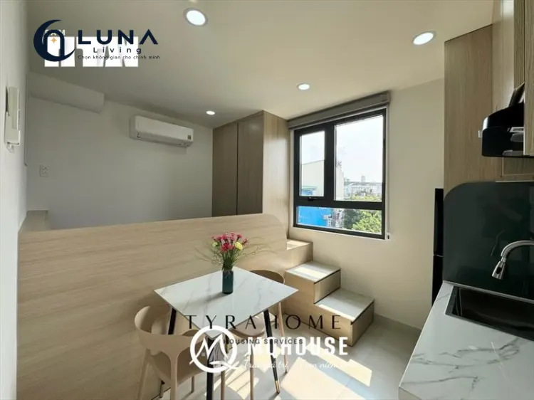 PHÒNG FULL NỘI THẤT MÁY GIẶT RIÊNG CÓ BAN CÔNG