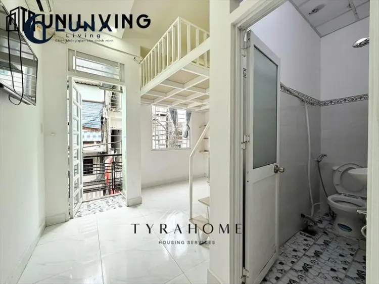 PHÒNG FULL NỘI THẤT CÓ BAN CÔNG