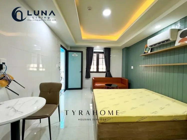 PHÒNG FULL NỘI THẤT MÁY GIẶT RIÊNG CÓ CỬA SỔ