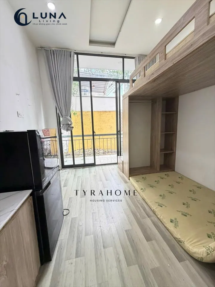 PHÒNG FULL NỘI THẤT CÓ BAN CÔNG