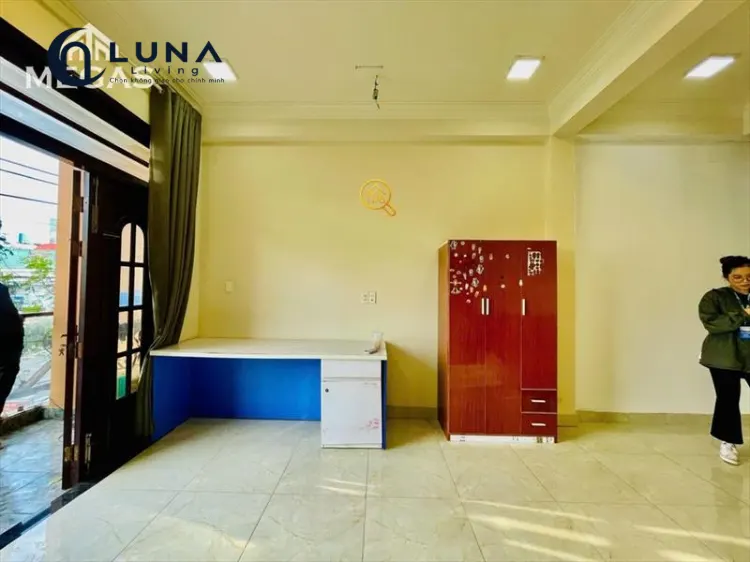 PHÒNG FULL NỘI THẤT CÓ BAN CÔNG