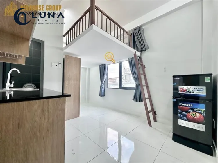 PHÒNG FULL NỘI THẤT MÁY GIẶT RIÊNG CÓ CỬA SỔ